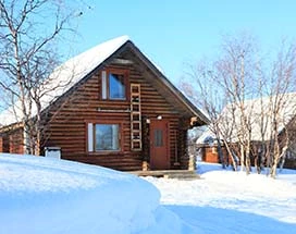 thumb-galdotieva-log-cabin-outside