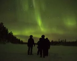 kiruna-noorderlicht-jagen-huskyslee