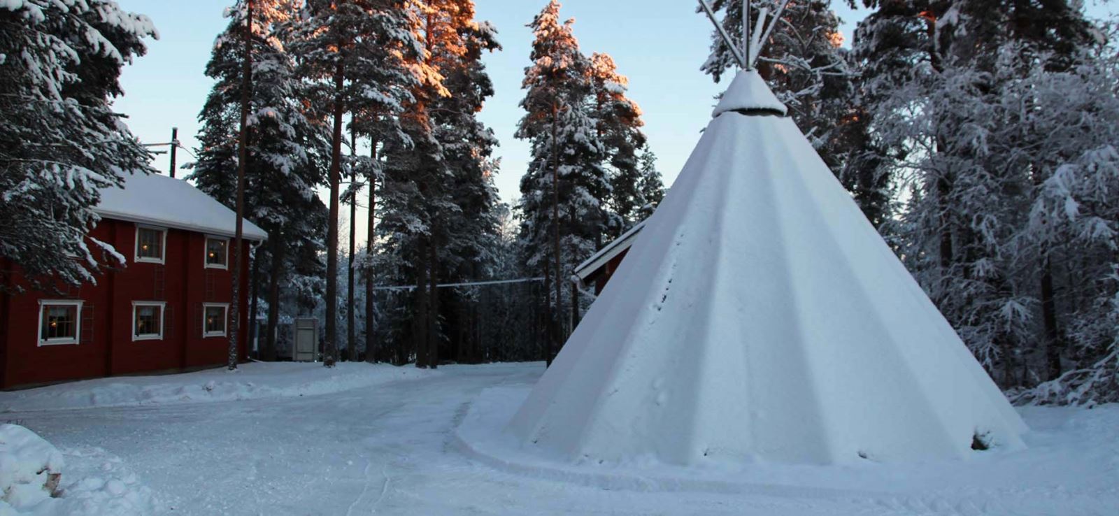 loma-vietonen-lodge-lapland-header