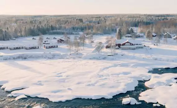 Kukkolaforsen Lodge