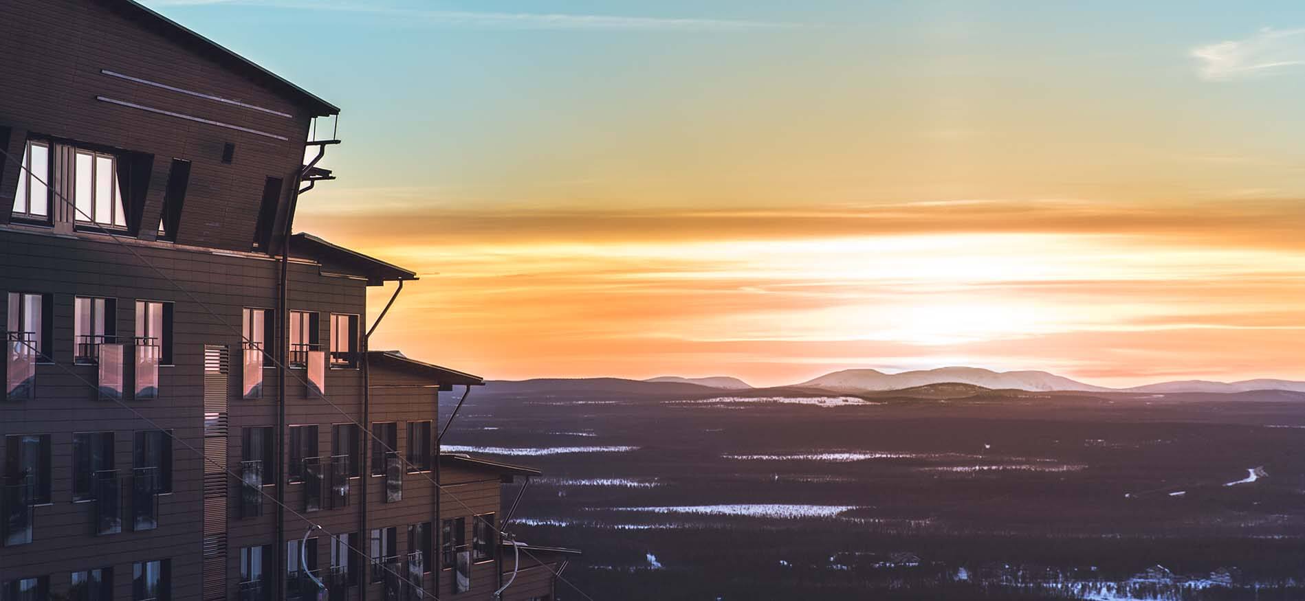 midweek-hotel-levi-panorama-header