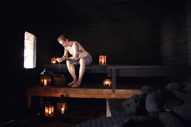 Finland_sauna_winter_Ruka_Kuusamo_8M0A0326-min