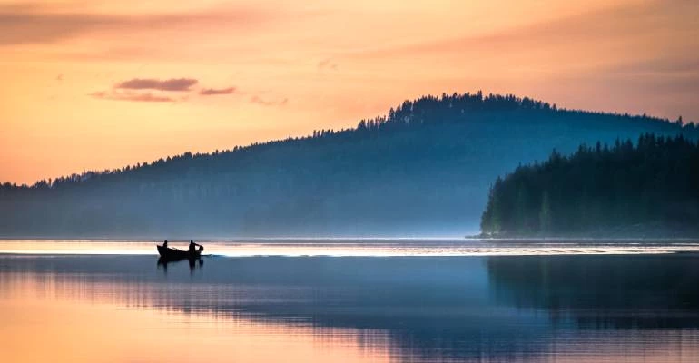 middernachtzon kano lapland
