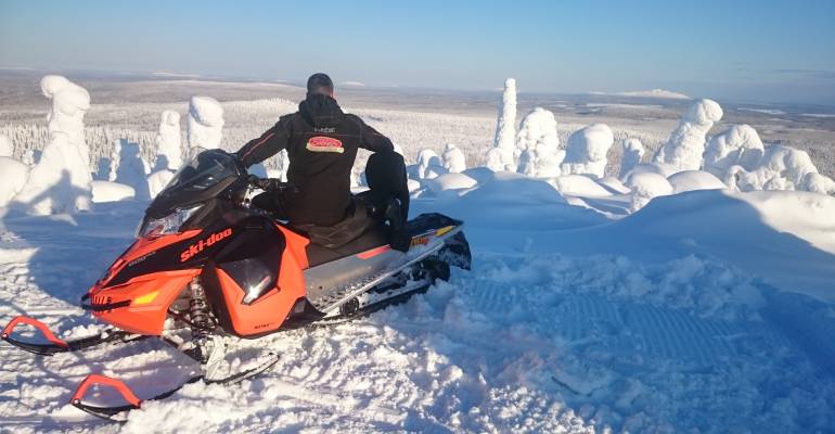 Meerdaagse sneeuwscootertocht incentive