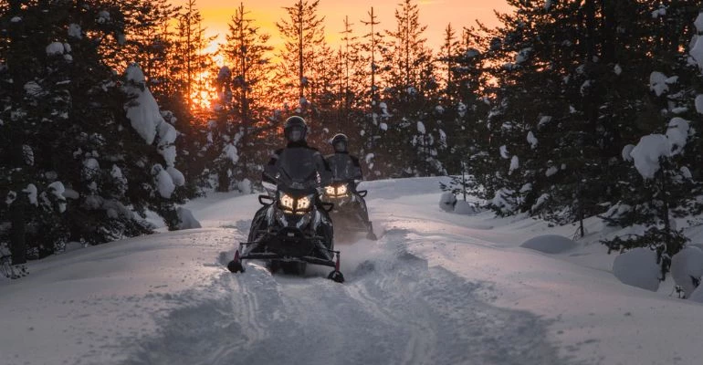 sneeuwscootersafari