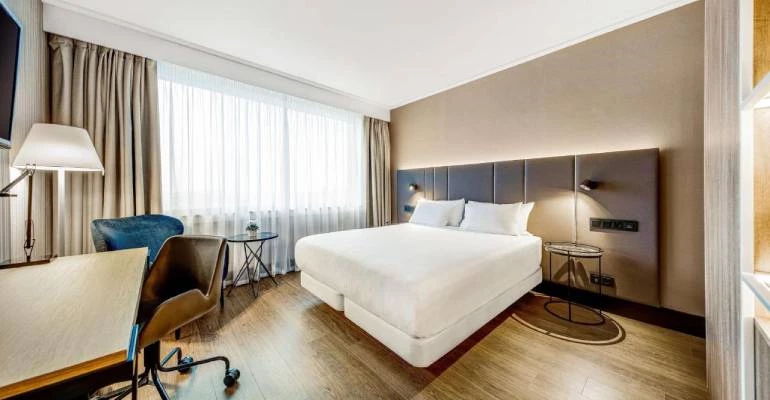 Hotel & NH Hotel Brussels Airport Kamer